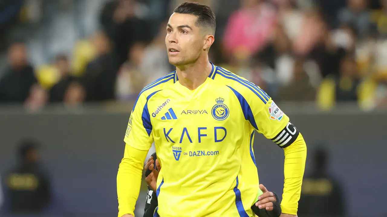 Cristiano Ronaldo agrees new deal with Saudi club Al Nassr to extend contract - Report Cristiano Ronaldo agrees new deal with Saudi club Al Nassr to extend contract - Report