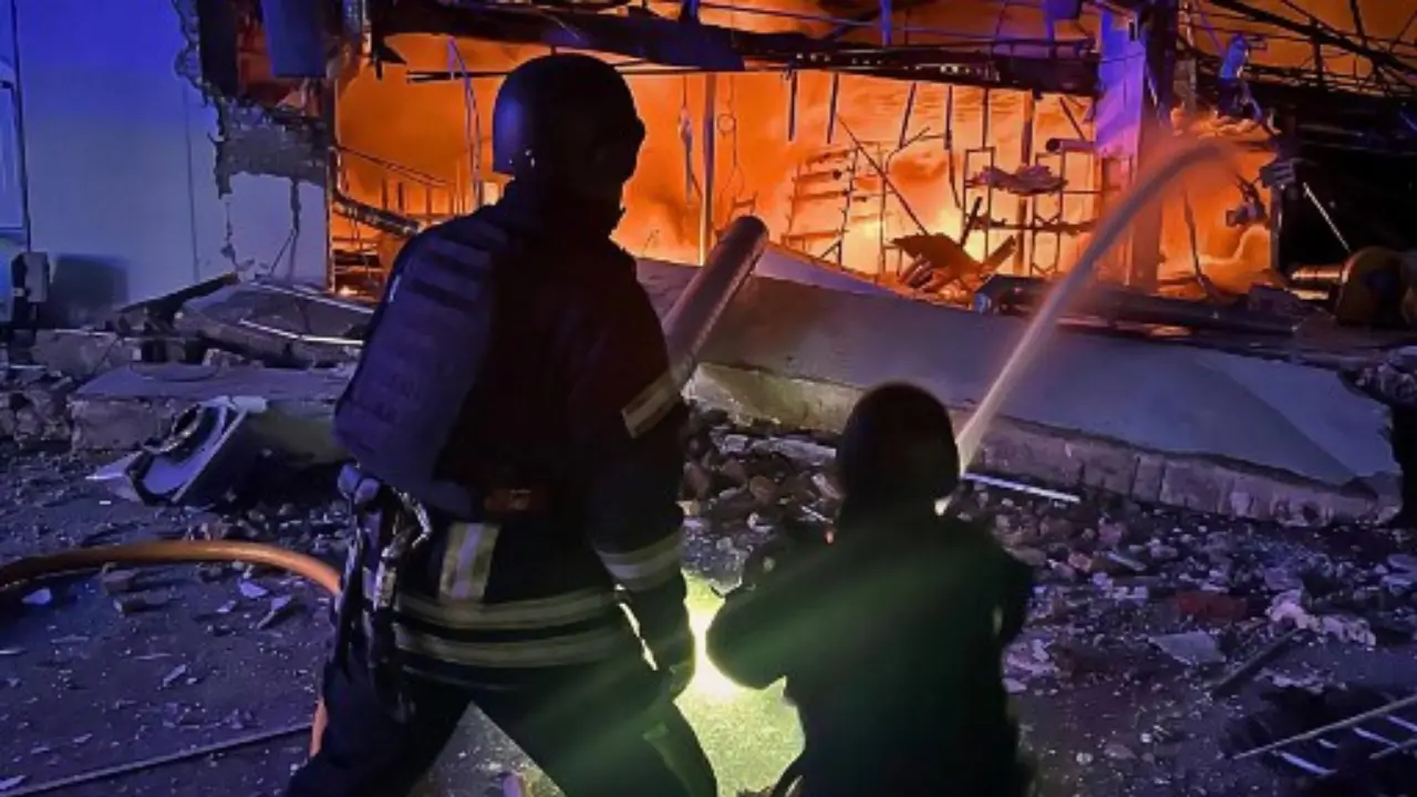 Putin 'not preparing for peace': Zelensky slams Russia after missile attack kills one in Kyiv Putin 'not preparing for peace': Zelensky slams Russia after missile attack kills one in Kyiv