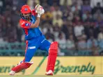 IPL 2025 | DC's KL Rahul finds it 'good to be back in Lucknow' and does courtesy handshake with LSG owner Sanjiv Goenka after win - WATCH