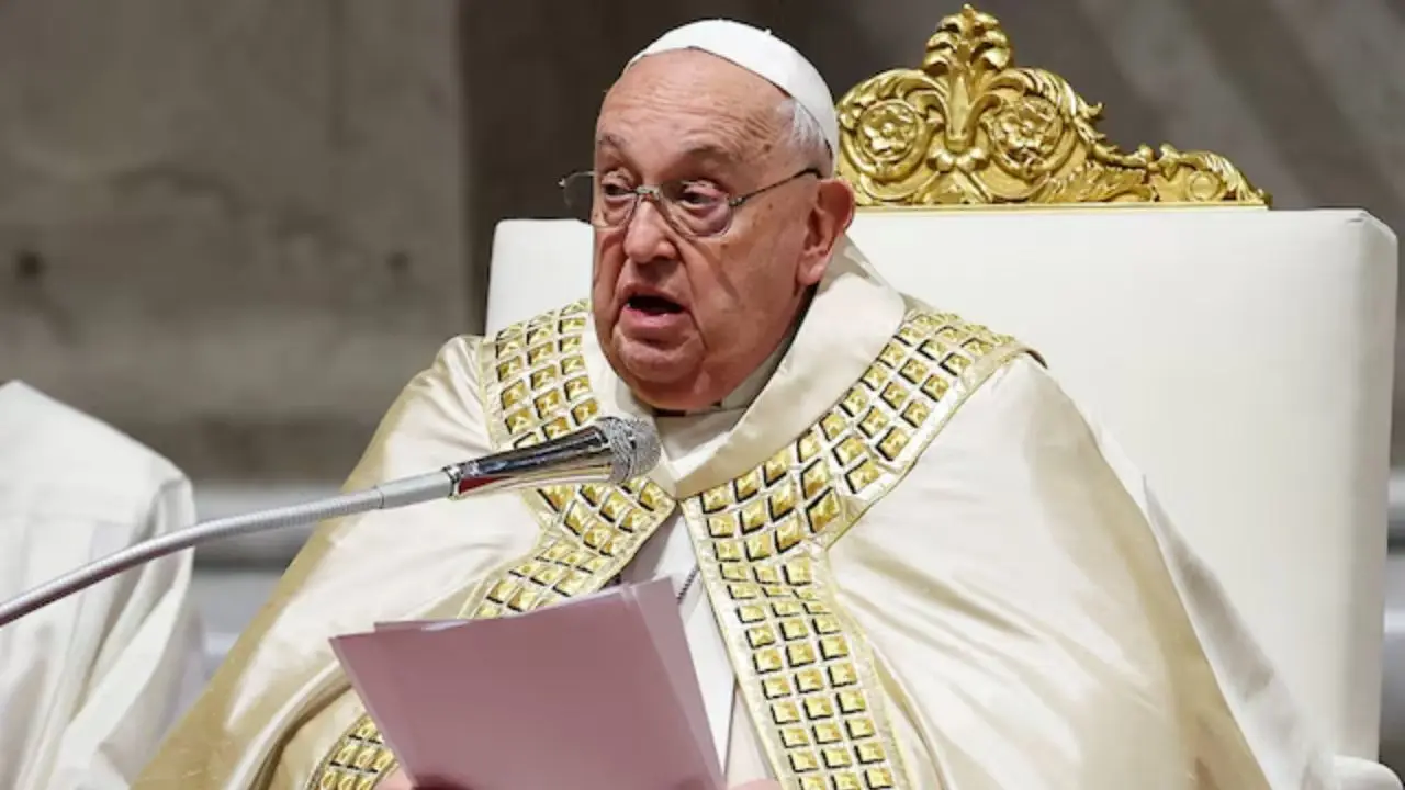 Pope Francis hospitalised with bronchitis Pope Francis hospitalised with bronchitis