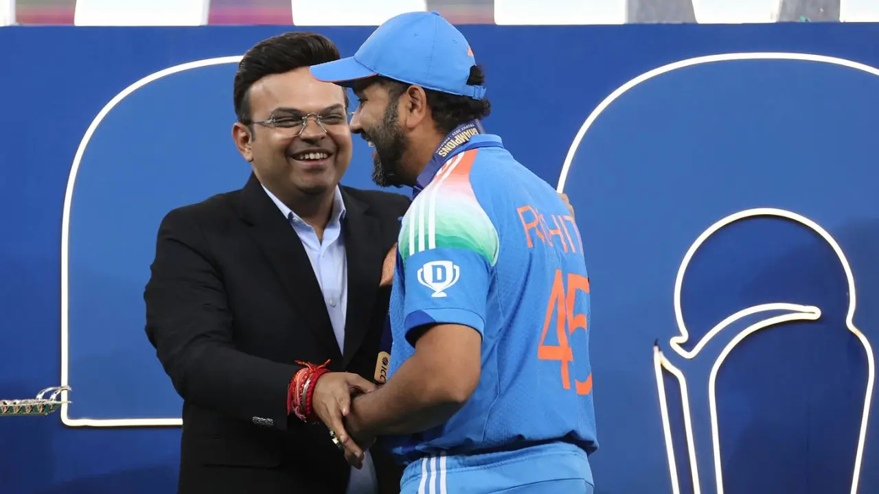 Rohit-Jay Shah pose with twin ICC titles after India’s Champions Trophy hurray - Watch Rohit-Jay Shah pose with twin ICC titles after India’s Champions Trophy hurray - Watch