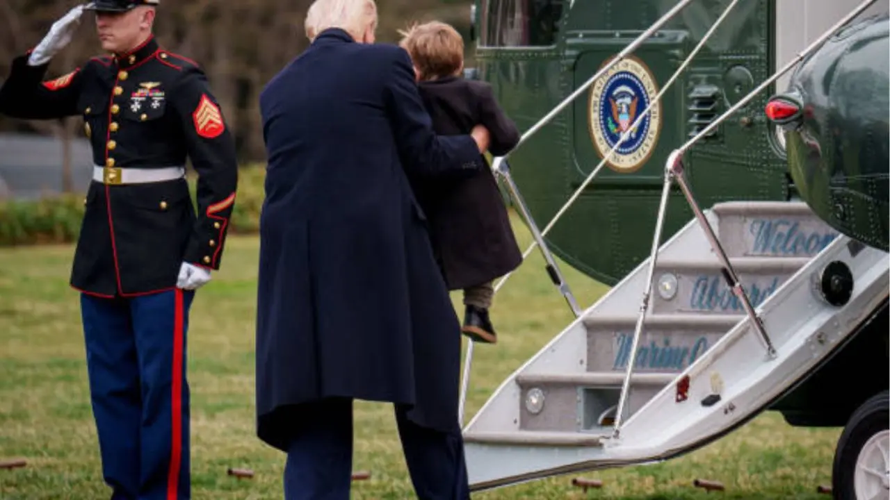'Grandpa' Trump helps Elon Musk's son X to board Marine Force One 'Grandpa' Trump helps Elon Musk's son X to board Marine Force One