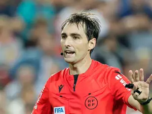 Copa del Rey final referee wells up over Real Madrid TV pressure this season