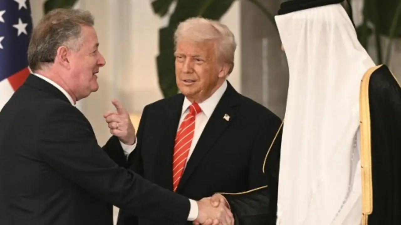 Trump meets guests in Doha