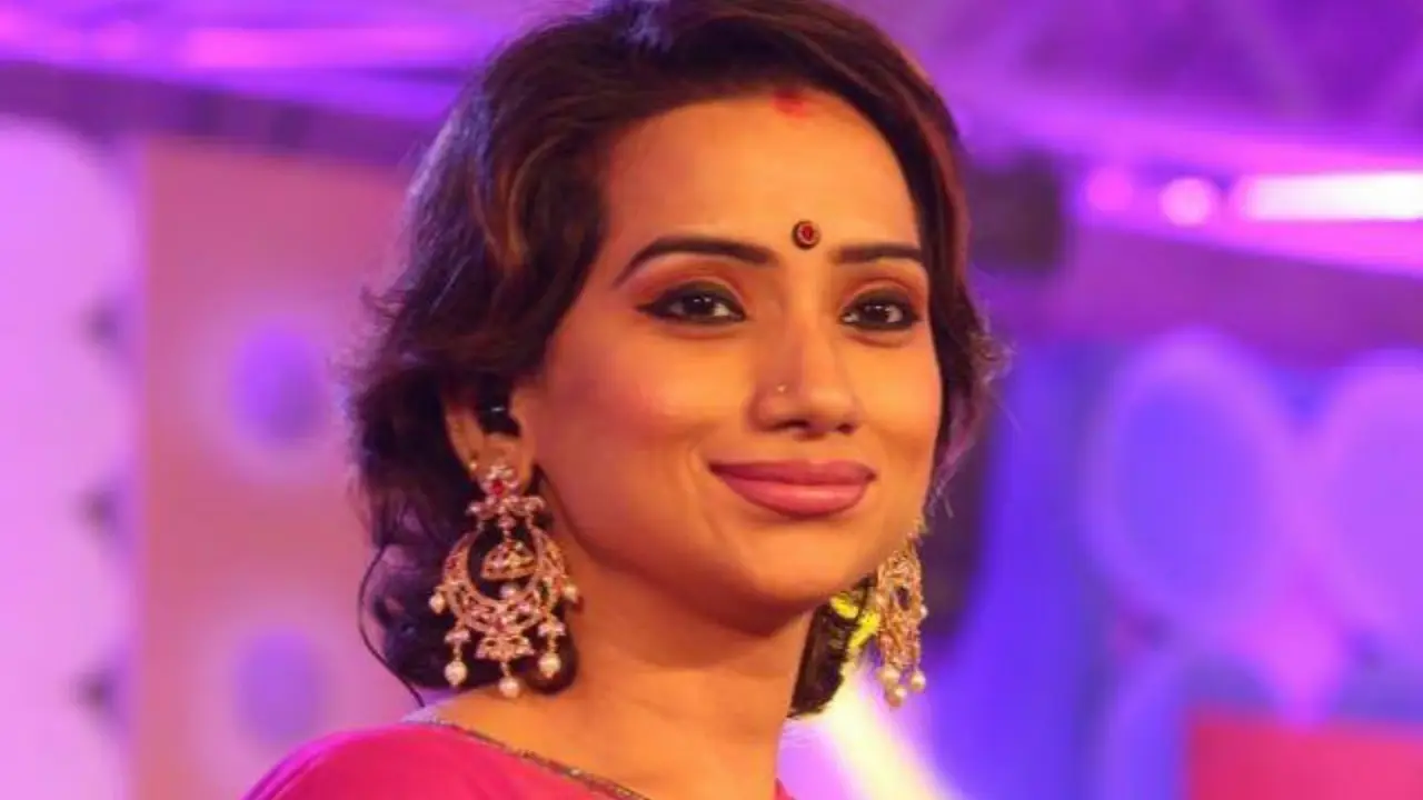 Tamil singer Kalpana Raghavendar hospitalised after alleged suicide attempt Tamil singer Kalpana Raghavendar hospitalised after alleged suicide attempt
