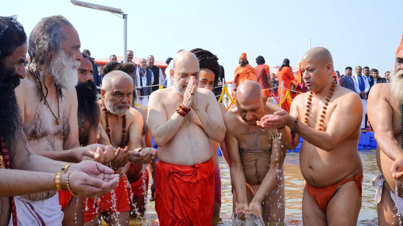 Union Minister Amit Shah takes sacred dip in Triveni Sangam