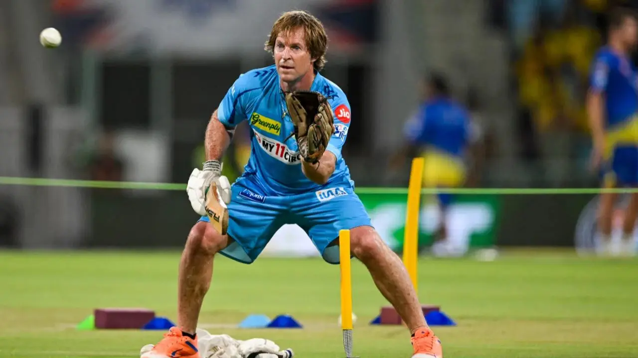 IPL 2025: GT coach Ashish Nehra handpicks THIS India fielder bigger than Jonty Rhodes IPL 2025: GT coach Ashish Nehra handpicks THIS India fielder bigger than Jonty Rhodes
