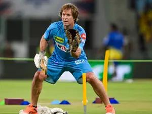 IPL 2025: GT coach Ashish Nehra handpicks THIS India fielder bigger than Jonty Rhodes
