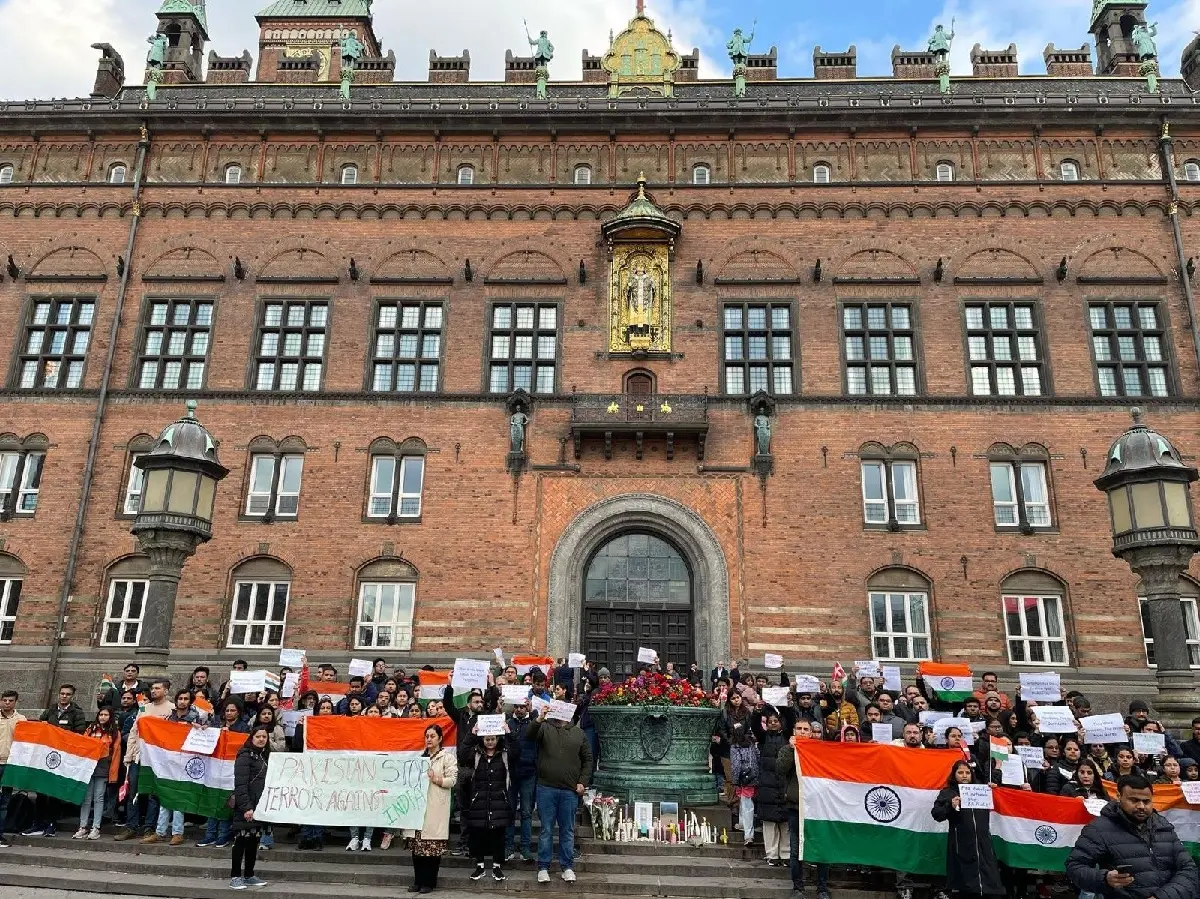 Pahalgam attack: Indian diaspora protests in London, Copenhagen, Frankfurt, Melbourne and other cities across globe Pahalgam attack: Indian diaspora protests in London, Copenhagen, Frankfurt, Melbourne and other cities across globe