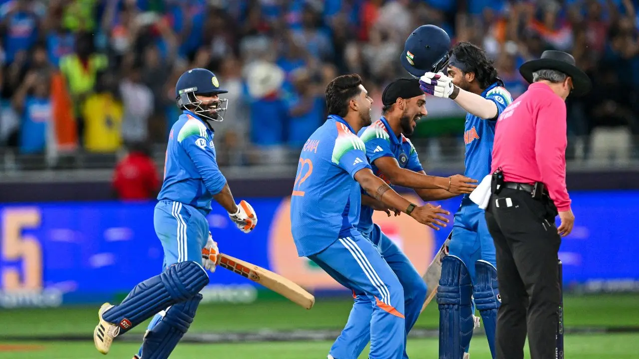Indian PM Narendra Modi congratulates cricket team for Champions Trophy triumph