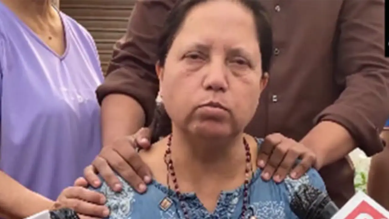 Pahalgam terror attack | 'They were taking selfies with dead bodies': Survivor recounts horrific details Pahalgam terror attack | 'They were taking selfies with dead bodies': Survivor recounts horrific details