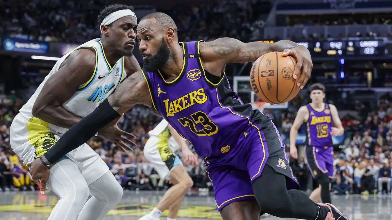 NBA: LeBron James' buzzer-beater wins it for Lakers against Indiana Pacers NBA: LeBron James' buzzer-beater wins it for Lakers against Indiana Pacers