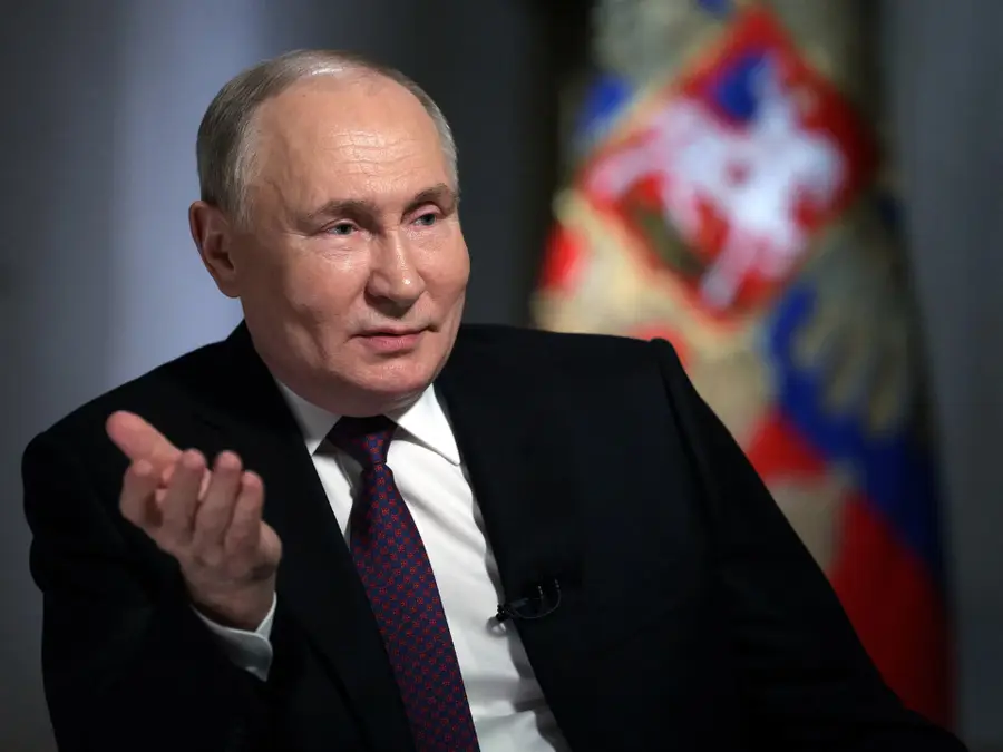 As Ukraine calls for 30-day truce, Putin's order of three-day peace comes into effect on Victory Day