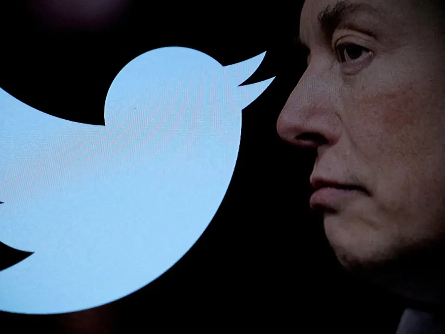 Twitter's iconic 254 kg blue bird logo sold at THIS price at auction | Who's the buyer?