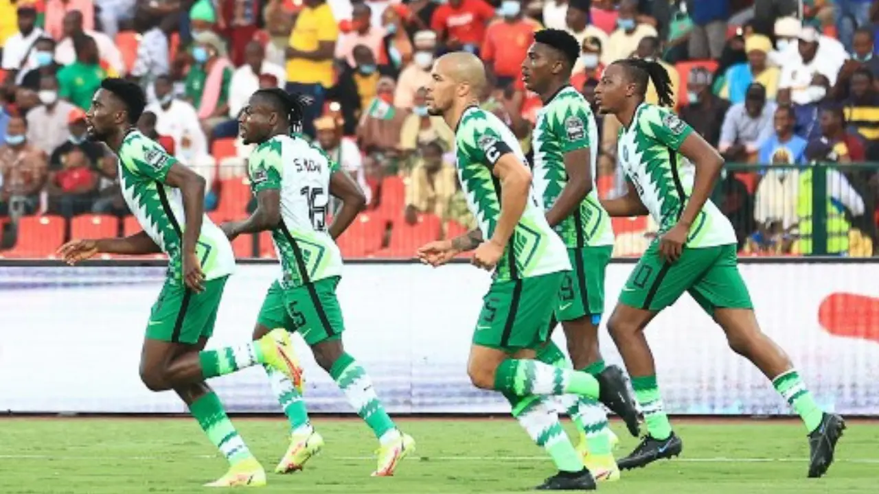Nigerian footballer Abubakar Lawal dies in shopping mall fall in Uganda Nigerian footballer Abubakar Lawal dies in shopping mall fall in Uganda