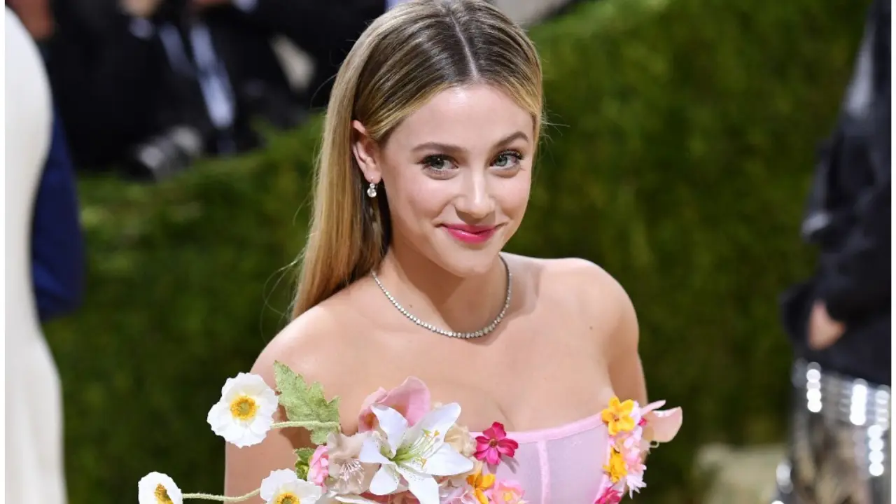 Lili Reinhart