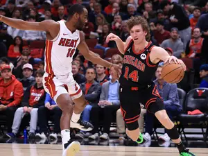 Miami Heat scorch Chicago Bulls to keep NBA playoff dream alive