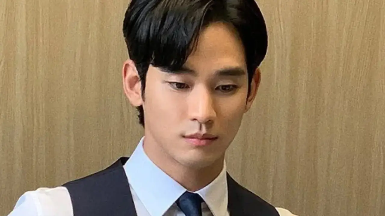 Kim Soo Hyun gains followers on Instagram following emotional press conference Kim Soo Hyun gains followers on Instagram following emotional press conference