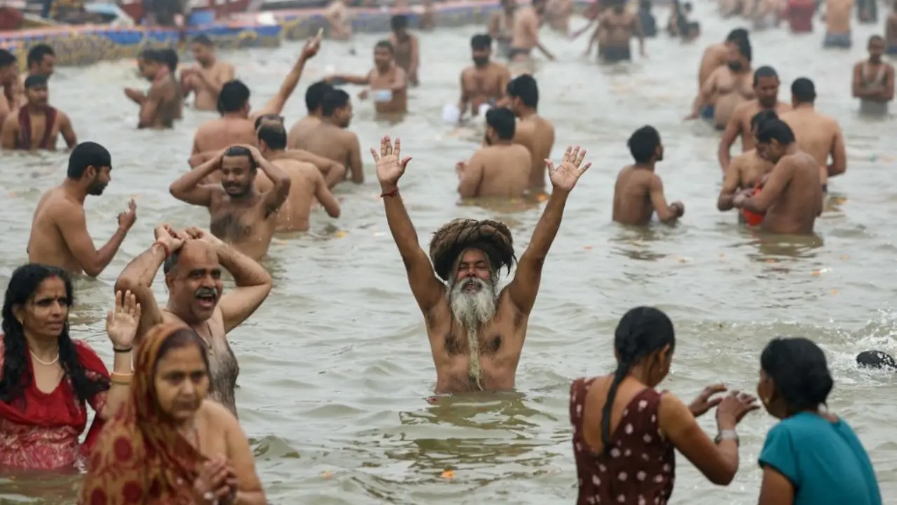 Auspicious bathing days