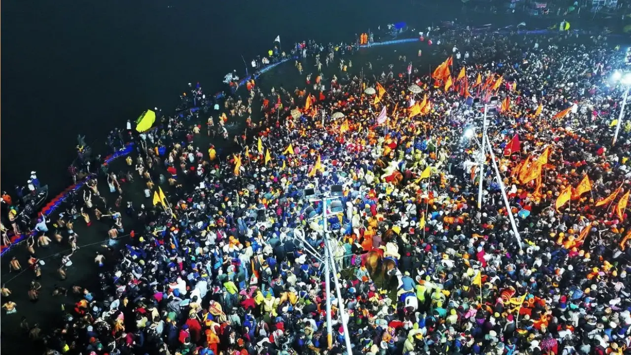 Maha Kumbh 2025: Indian Railways sets up medical facilities at Prayagraj station for devotees Maha Kumbh 2025: Indian Railways sets up medical facilities at Prayagraj station for devotees