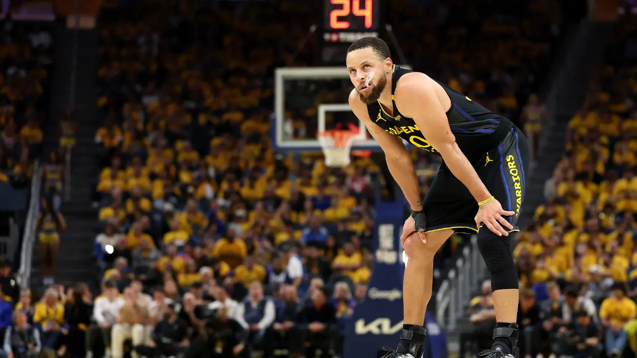 Stephen Curry ruled out for a week in NBA playoff blow to Golden State Warriors Stephen Curry ruled out for a week in NBA playoff blow to Golden State Warriors