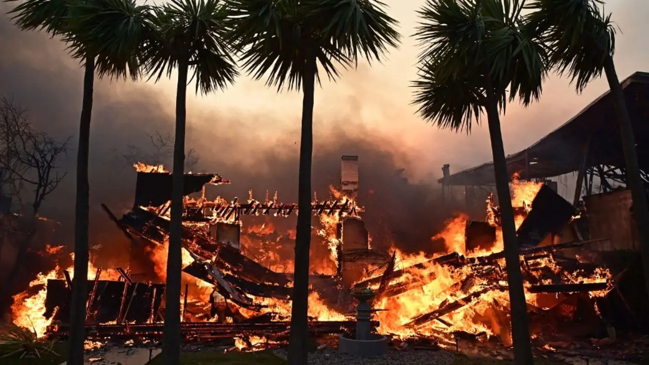 Los Angeles wildfire engulfs Hollywood, Biden cancels Italy trip Los Angeles wildfire engulfs Hollywood, Biden cancels Italy trip