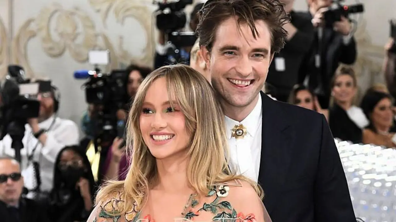 Robert Pattinson and Suki Waterhouse are reportedly married now