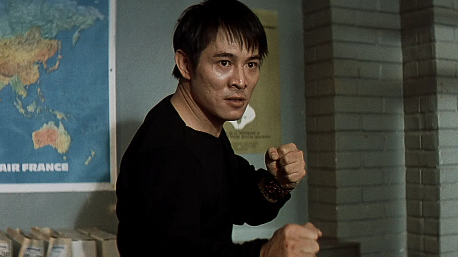 Kiss of the Dragon (2001)