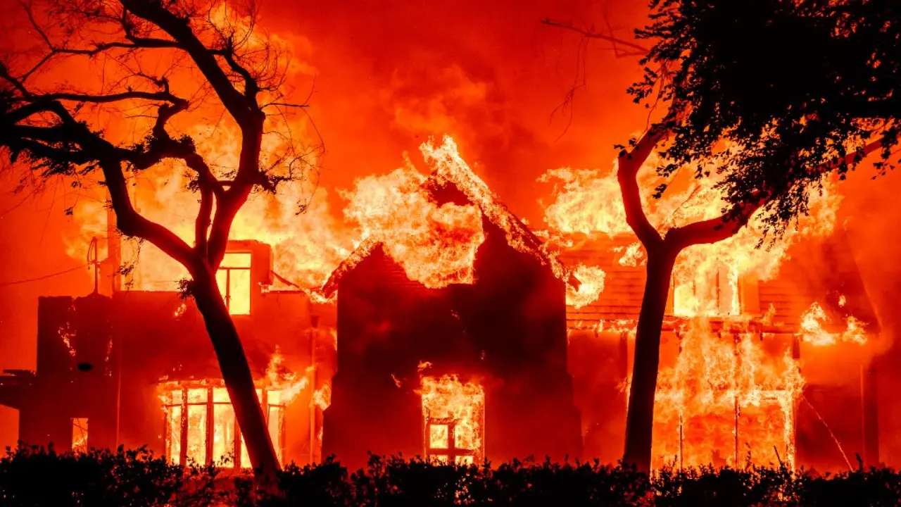 Los Angeles wildfire updates: 11 dead, over 144,000 evacuated; Mayor Karen Bass faces resignation calls Los Angeles wildfire updates: 11 dead, over 144,000 evacuated; Mayor Karen Bass faces resignation calls