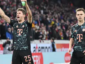 Bundesliga: Harry Kane scores as Bayern Munich go six points clear at top