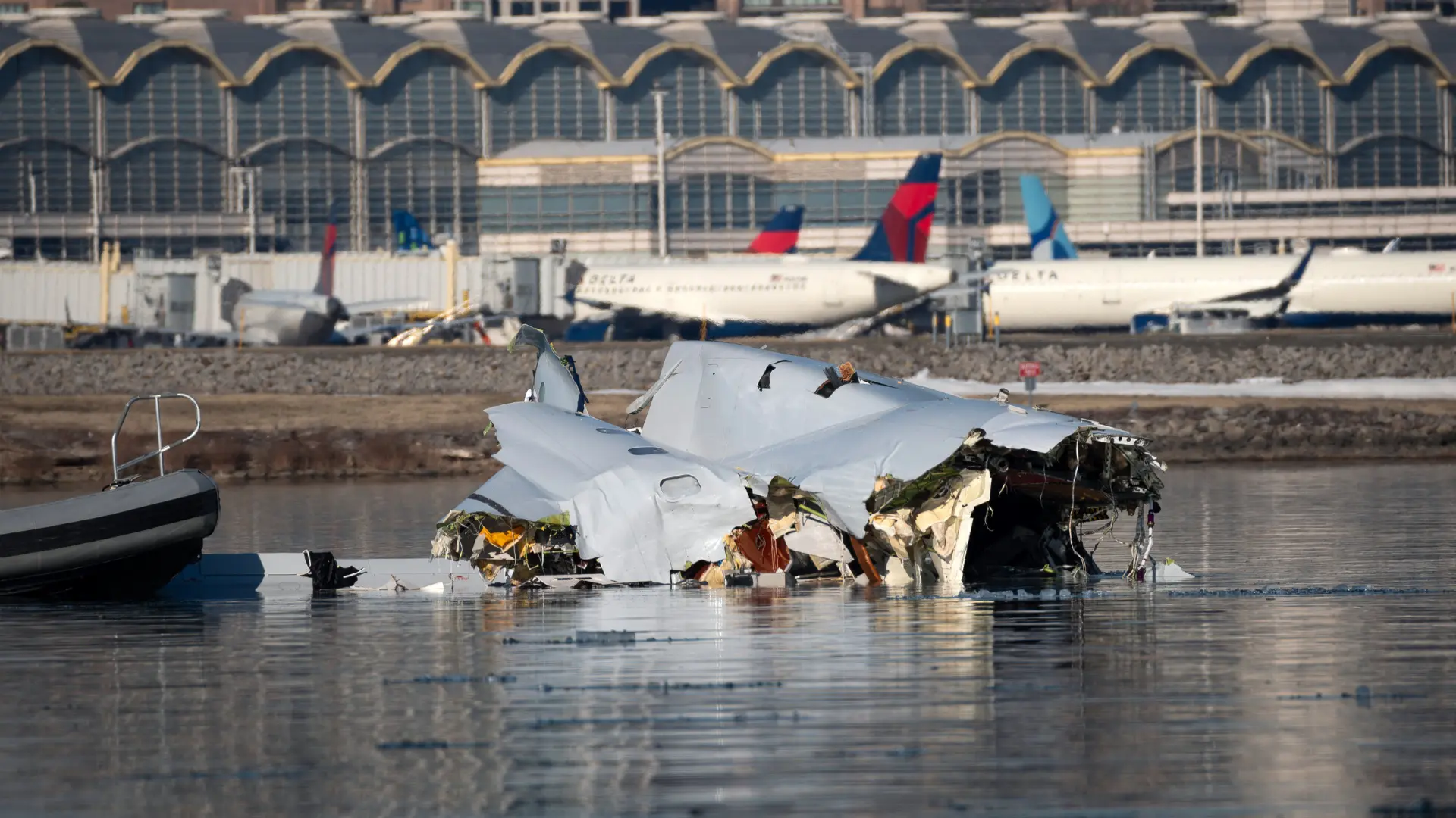Washington DC plane crash: How 'critical failures,' last-minute errors resulted in deadliest US air disaster in 24 years Washington DC plane crash: How 'critical failures,' last-minute errors resulted in deadliest US air disaster in 24 years