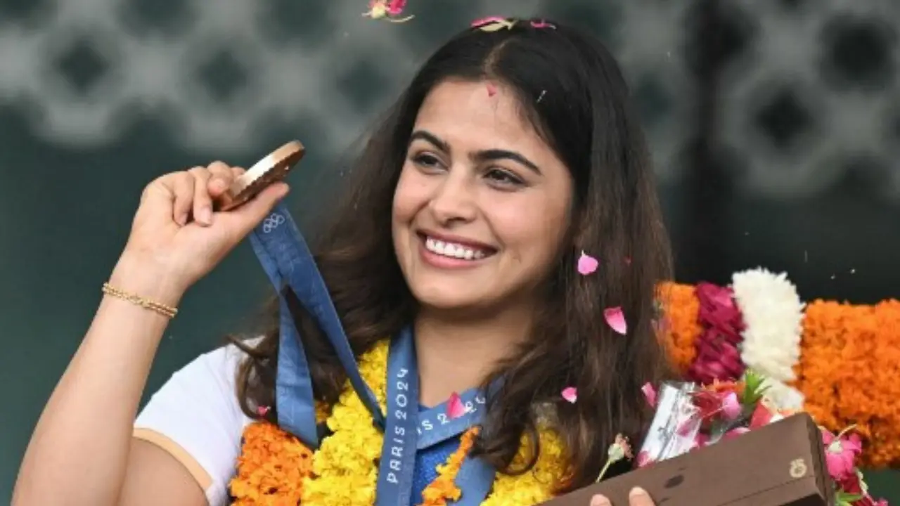 Manu Bhaker, D Gukesh to receive prestigious Khel Ratna award after stellar 2024 Manu Bhaker, D Gukesh to receive prestigious Khel Ratna award after stellar 2024