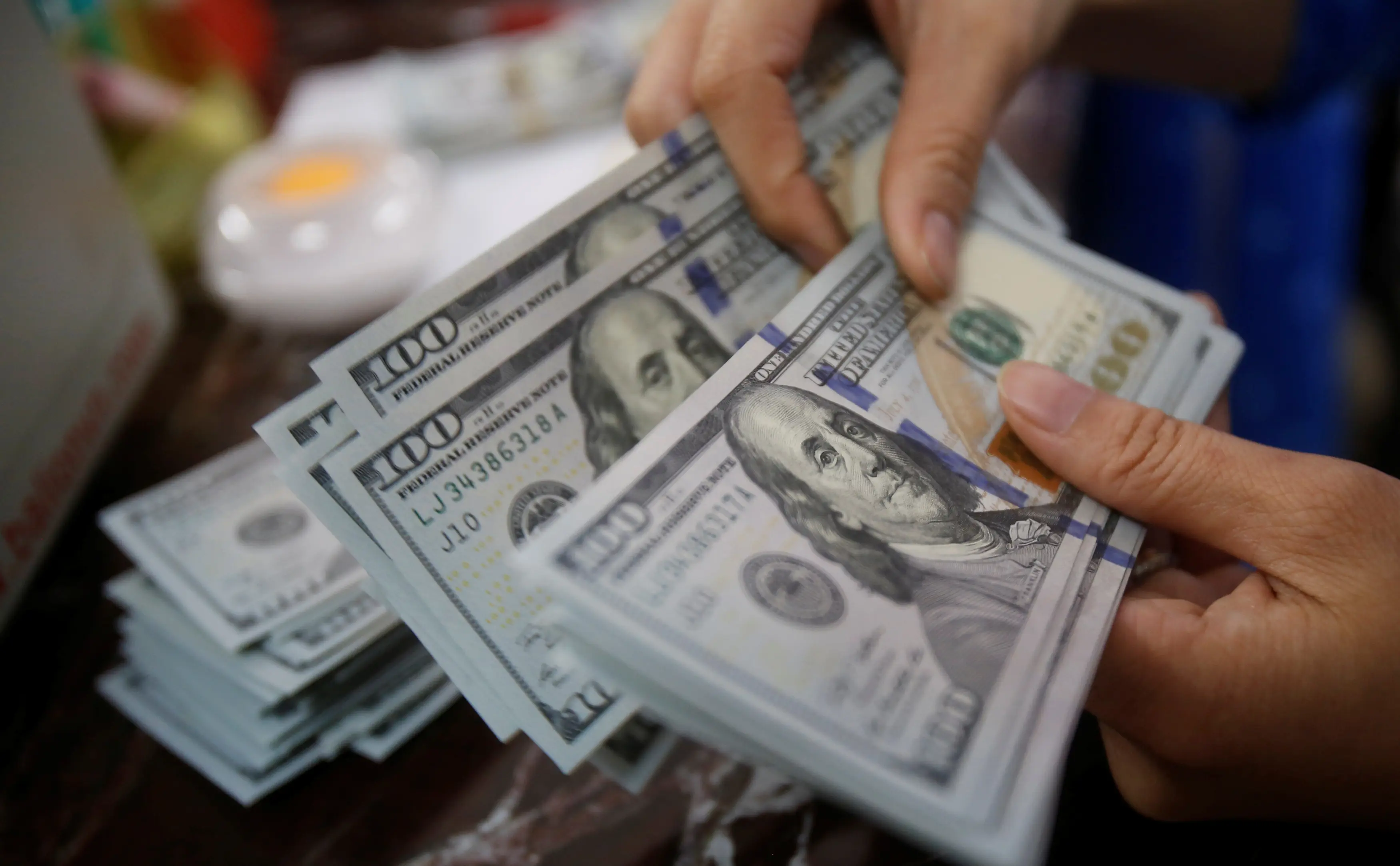 Fate of currencies: Dollar dominates as 2024's top currency Fate of currencies: Dollar dominates as 2024's top currency
