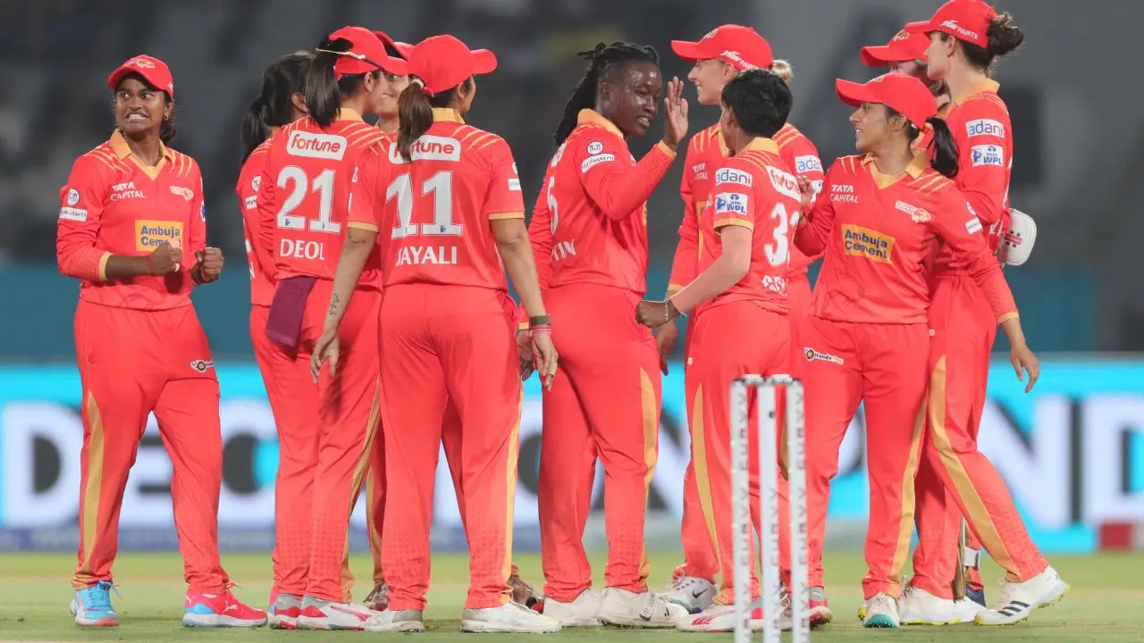 GG-W vs UP-W: Ashleigh Gardner's 52* helps Gujarat Giants open account in WPL 2025 GG-W vs UP-W: Ashleigh Gardner's 52* helps Gujarat Giants open account in WPL 2025