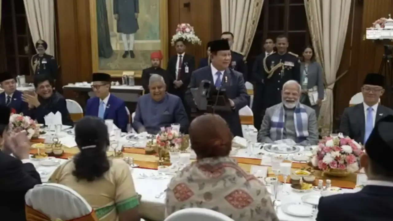 Watch | Modi, Dhankhar in splits after Indonesia's Subianto says he has 'Indian DNA' Watch | Modi, Dhankhar in splits after Indonesia's Subianto says he has 'Indian DNA'