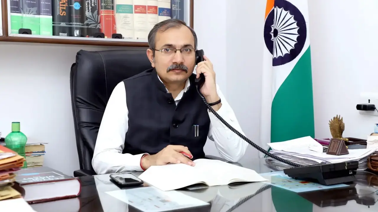 Delhi Cantt - Delhi Elections Results 2025: AAP's Virender Singh registers first official win of Delhi Elections - wins Delhi Cantt Delhi Cantt - Delhi Elections Results 2025: AAP's Virender Singh registers first official win of Delhi Elections - wins Delhi Cantt