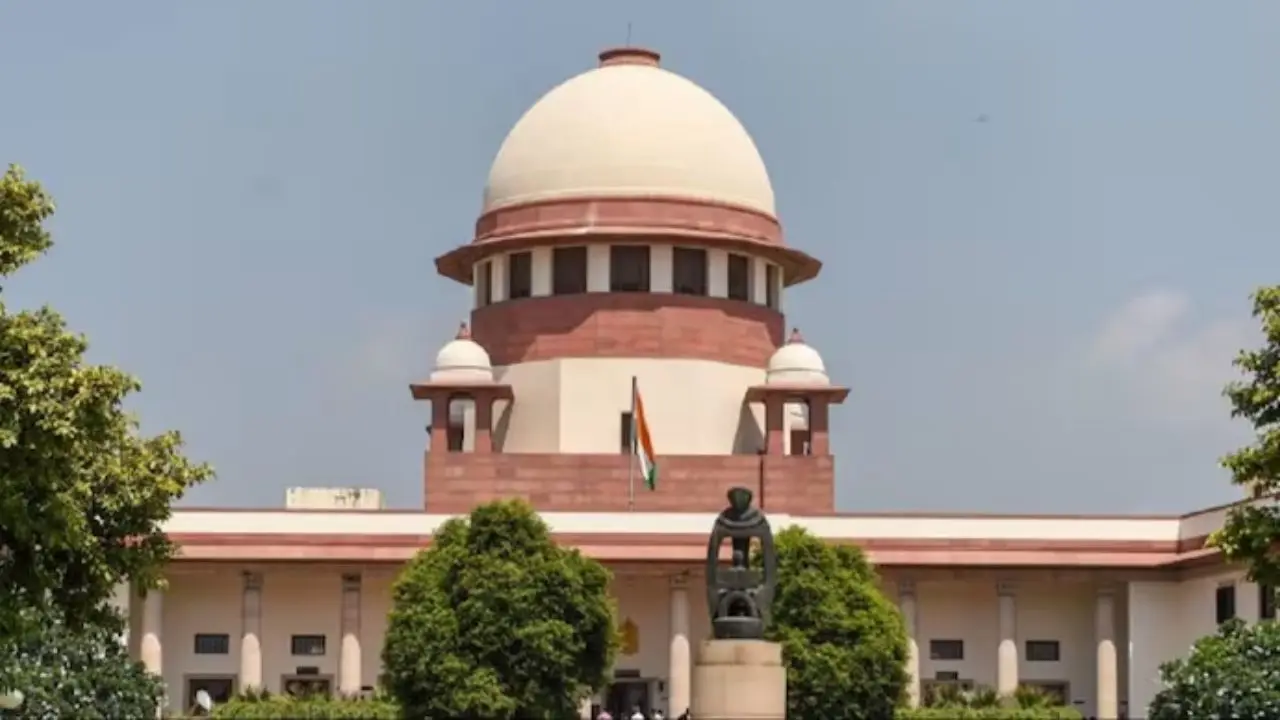 Central govt requests Supreme Court to limit Waqf hearings to three issues for passing interim orders