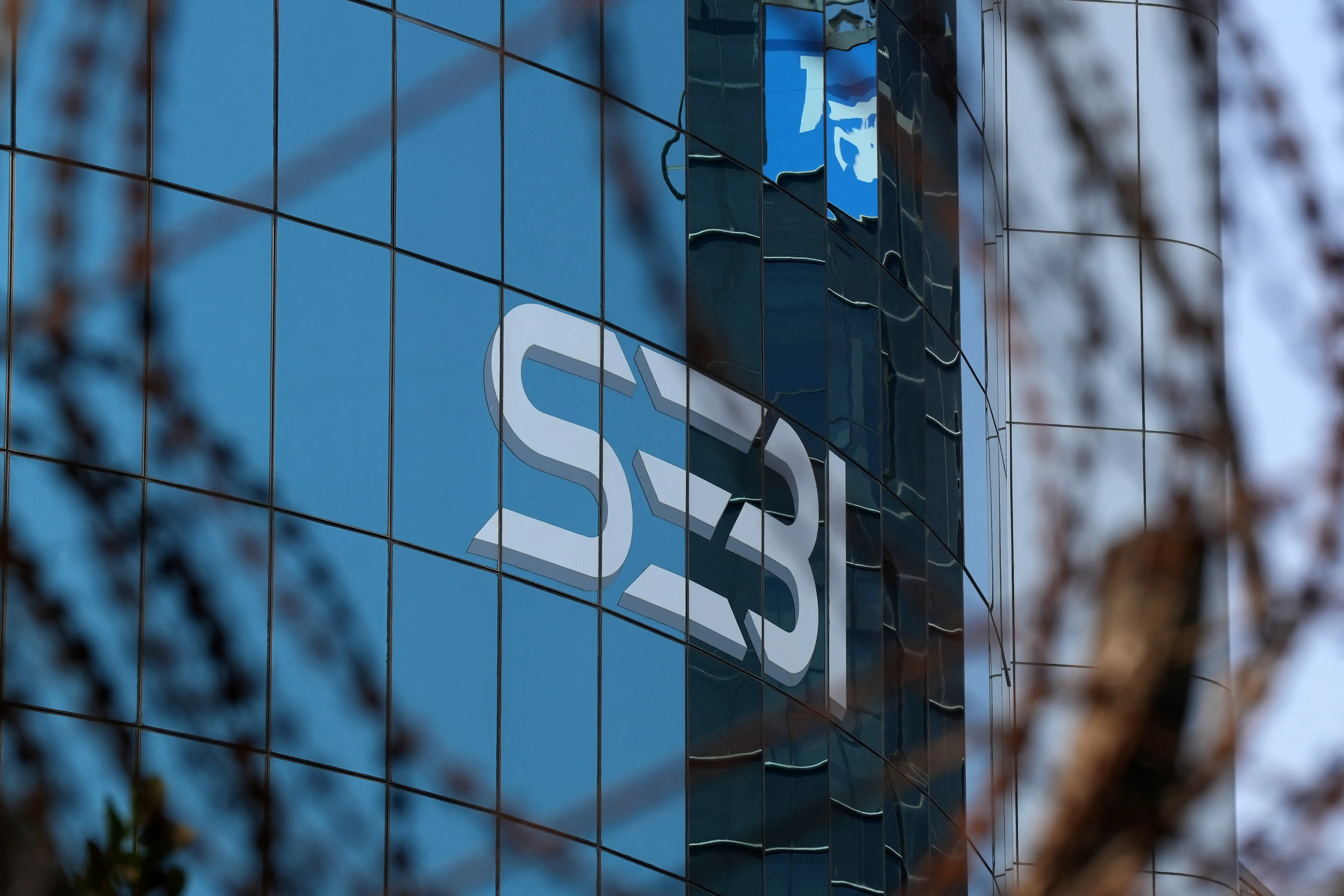 SEBI chief calls for transparent disclosure framework to address conflict of interest