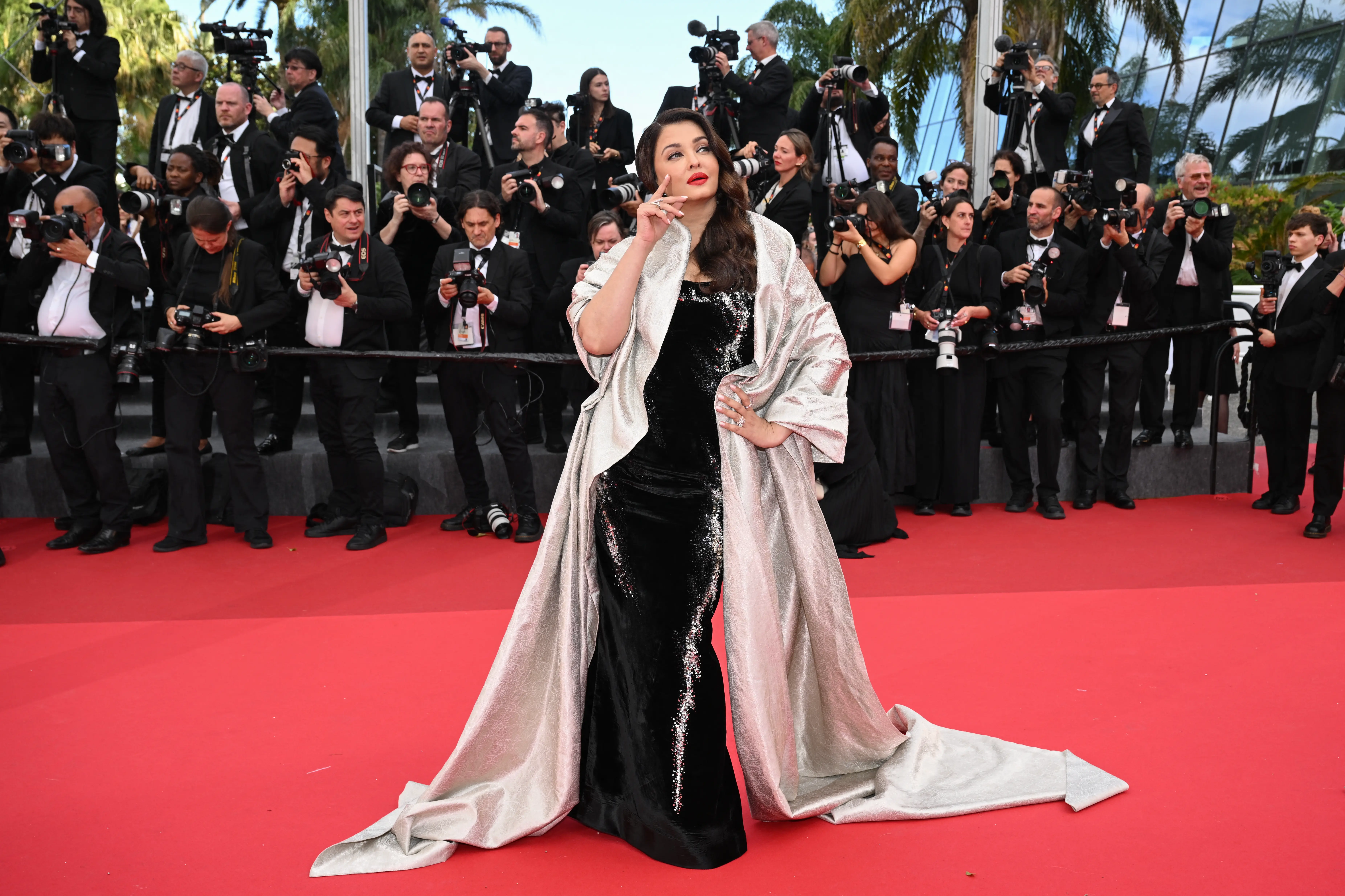 Aishwarya Rai's day 2 look: Bollywood diva dazzles in black and silver at Cannes
