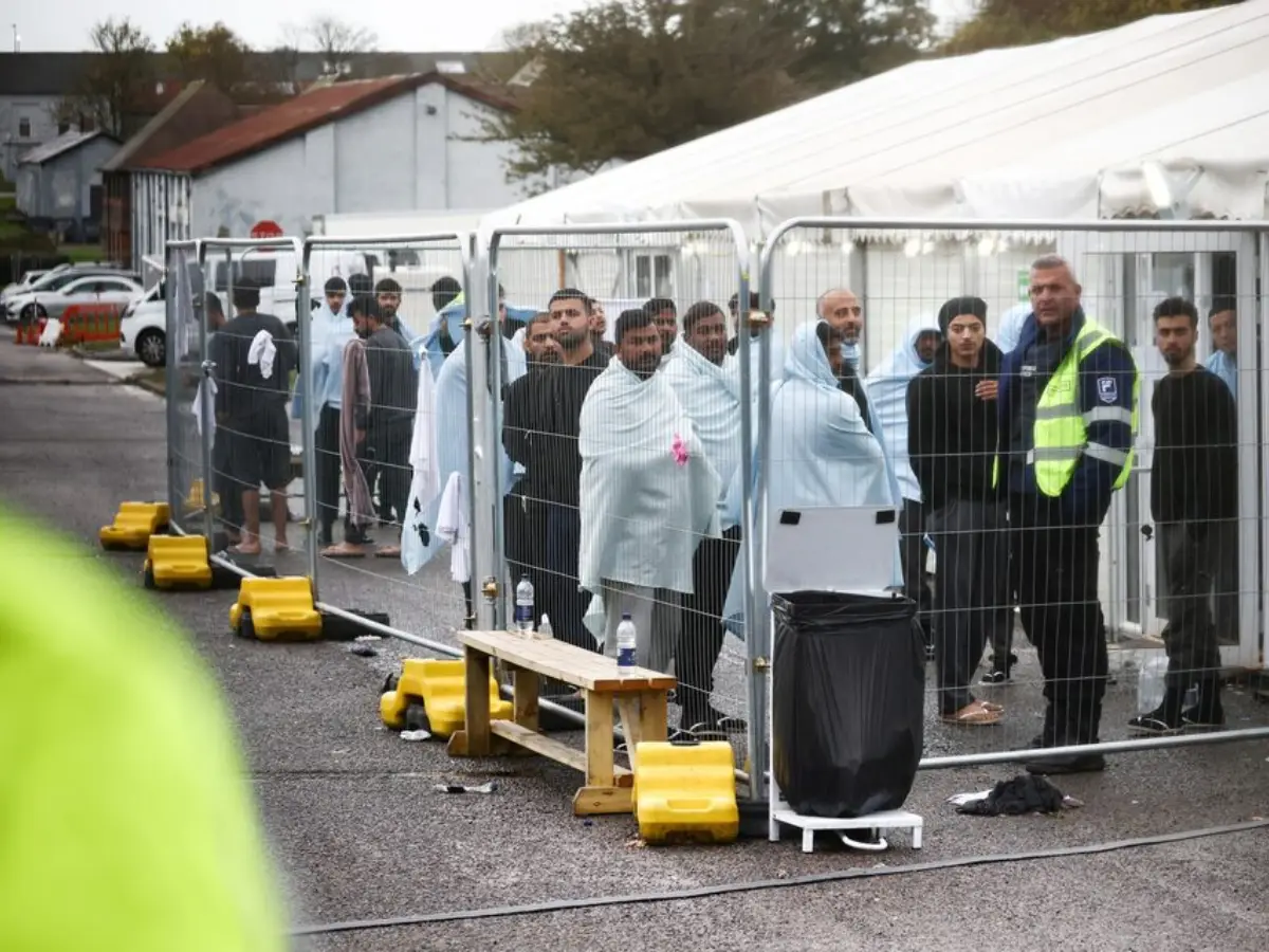 Pakistanis now largest group of asylum seekers in UK with 11,000 applications; UK minister promises 'strong action'