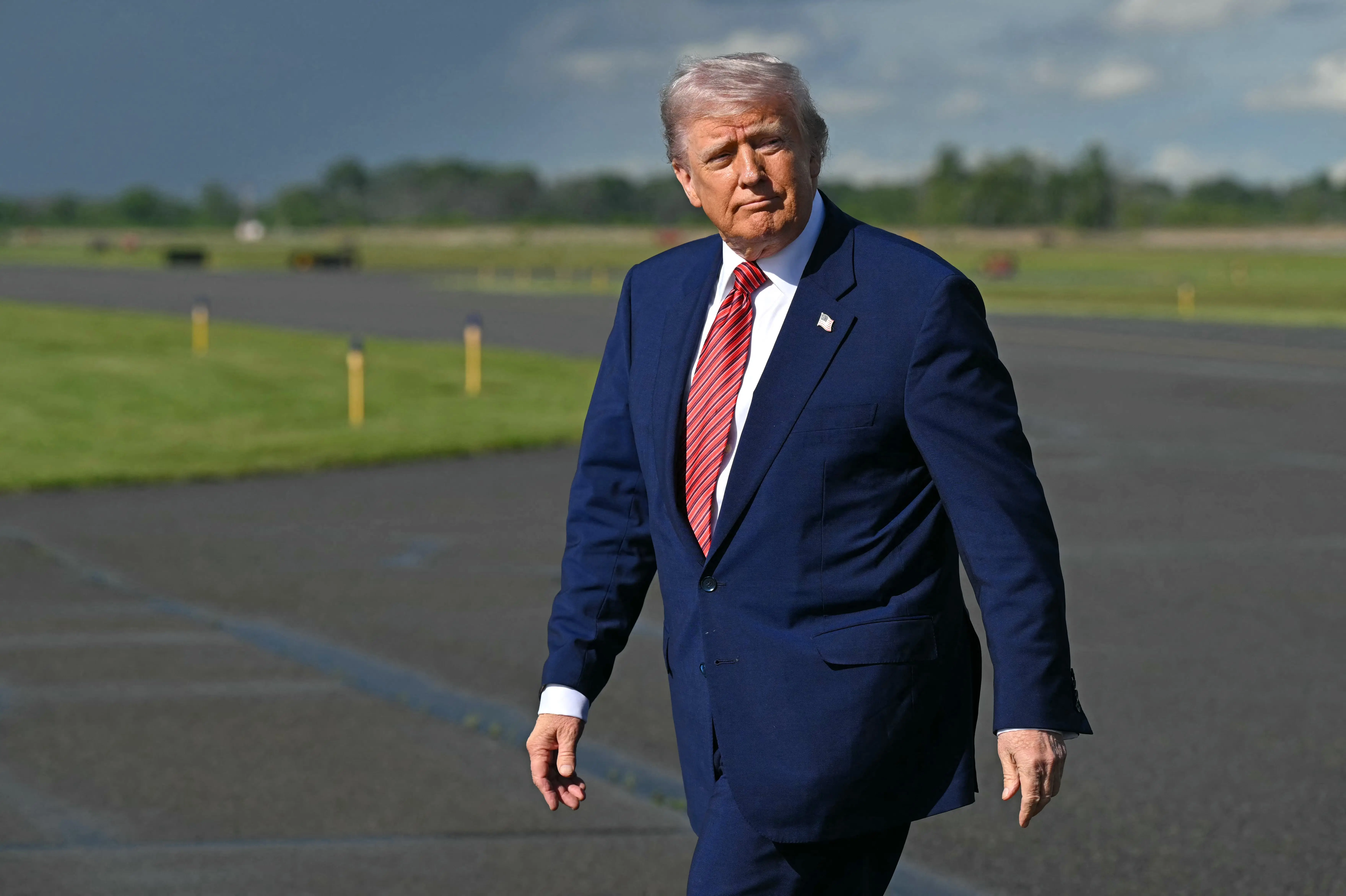 Trade war reload: Trump threatens EU with massive tariff