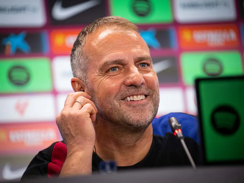 Barcelona coach Hansi Flick hails Luis Diaz and Marcus Rashford amid transfer rumours Barcelona coach Hansi Flick hails Luis Diaz and Marcus Rashford amid transfer rumours