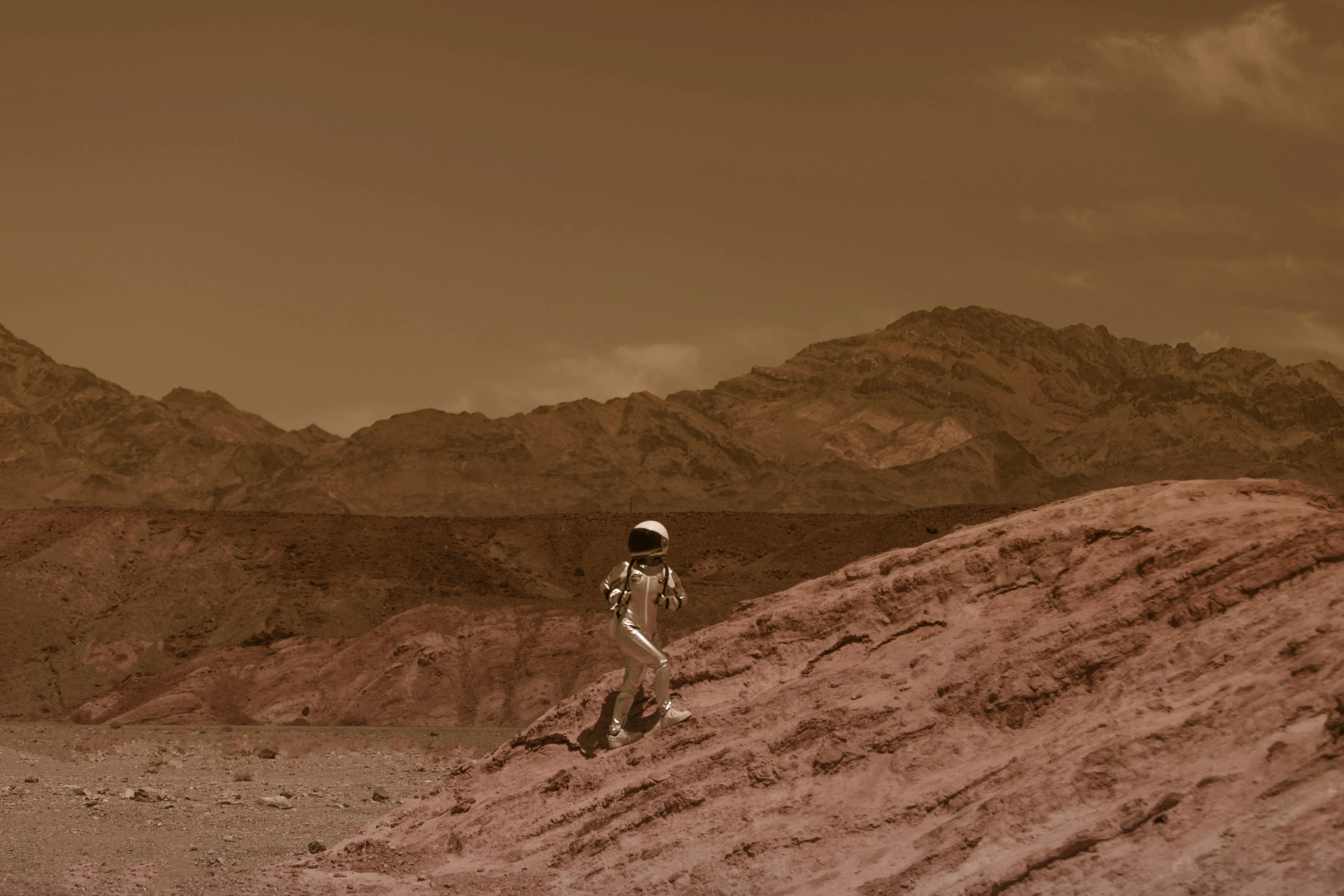 When will humans land on Mars? The Martian bet on 2035. With 10 years left, how far are we from it becoming a reality?