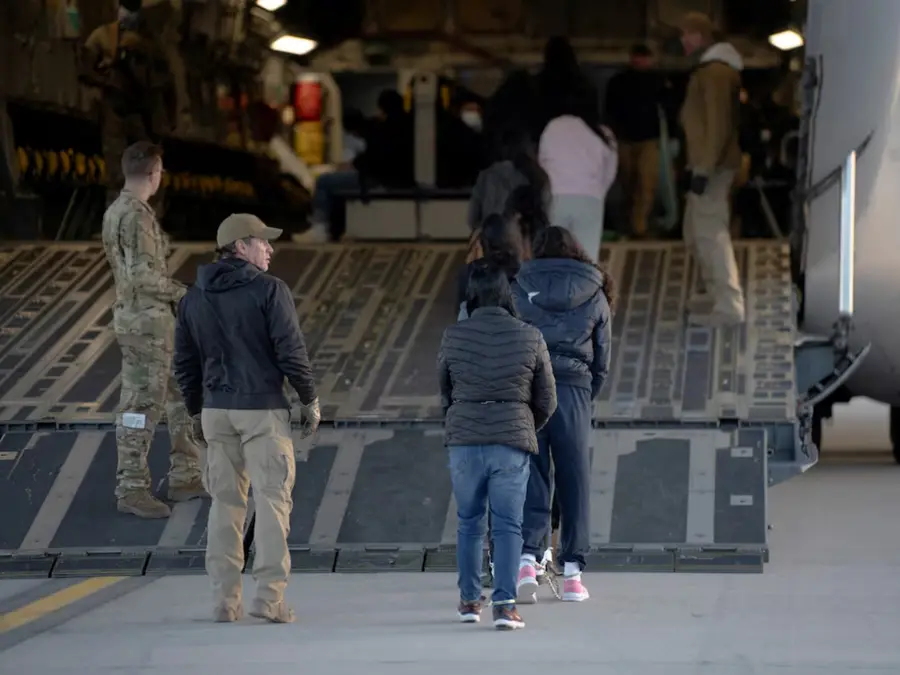 'Triple the arrests': US officials Kristi Noem, Stephen Miller 'yelled at' ICE agents to arrest 3,000 immigrants per day