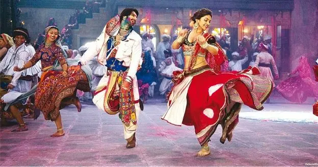 Goliyon Ki Raasleela Ram-Leela