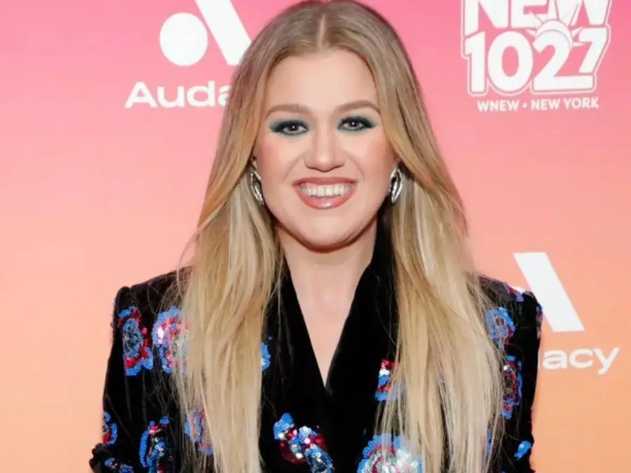 Kelly Clarkson to exit from her popular show due to 'painful' issue?