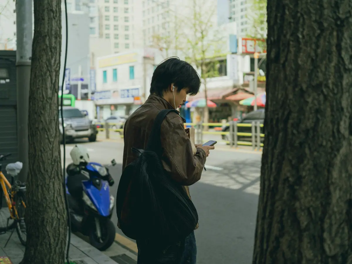 Screenshot every 5 minutes: North Korean smartphones are govt moles and can get you killed