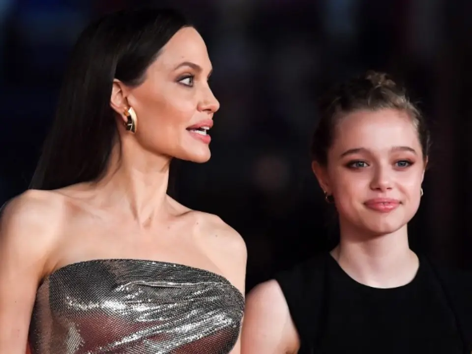 Angelina Jolie and Brad Pitt’s daughter Shiloh debuts new stage name Angelina Jolie and Brad Pitt’s daughter Shiloh debuts new stage name