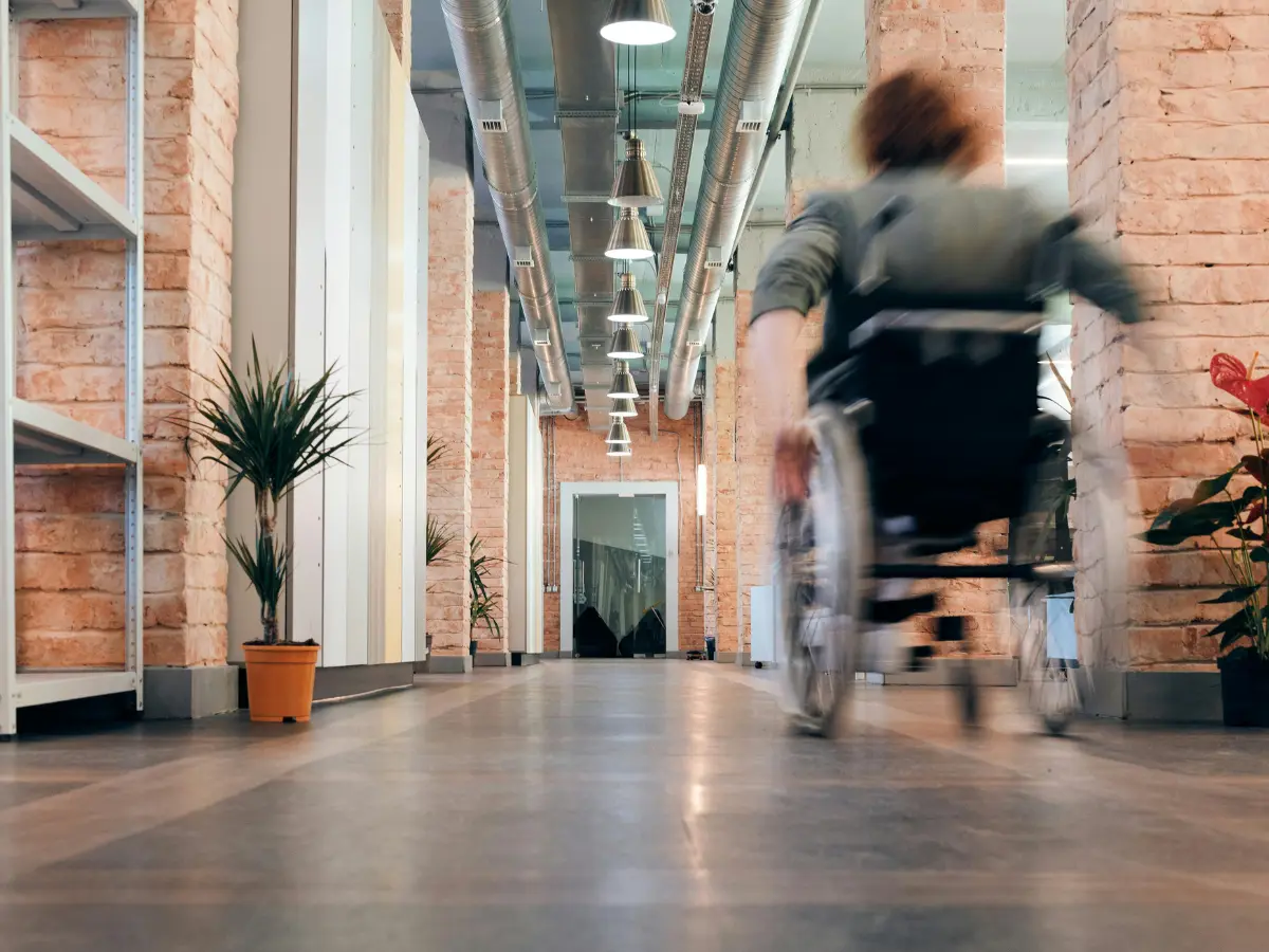 'If I could strangle...': Disabled woman got stuck on 4th floor of hotel for 42 days after elevator broke down 'If I could strangle...': Disabled woman got stuck on 4th floor of hotel for 42 days after elevator broke down