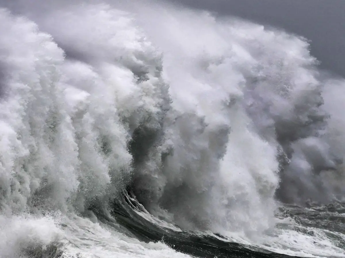 'Every 90 seconds for 9 days': Scientists trace mysterious 2023 global tremors to Greenland mega-tsunami